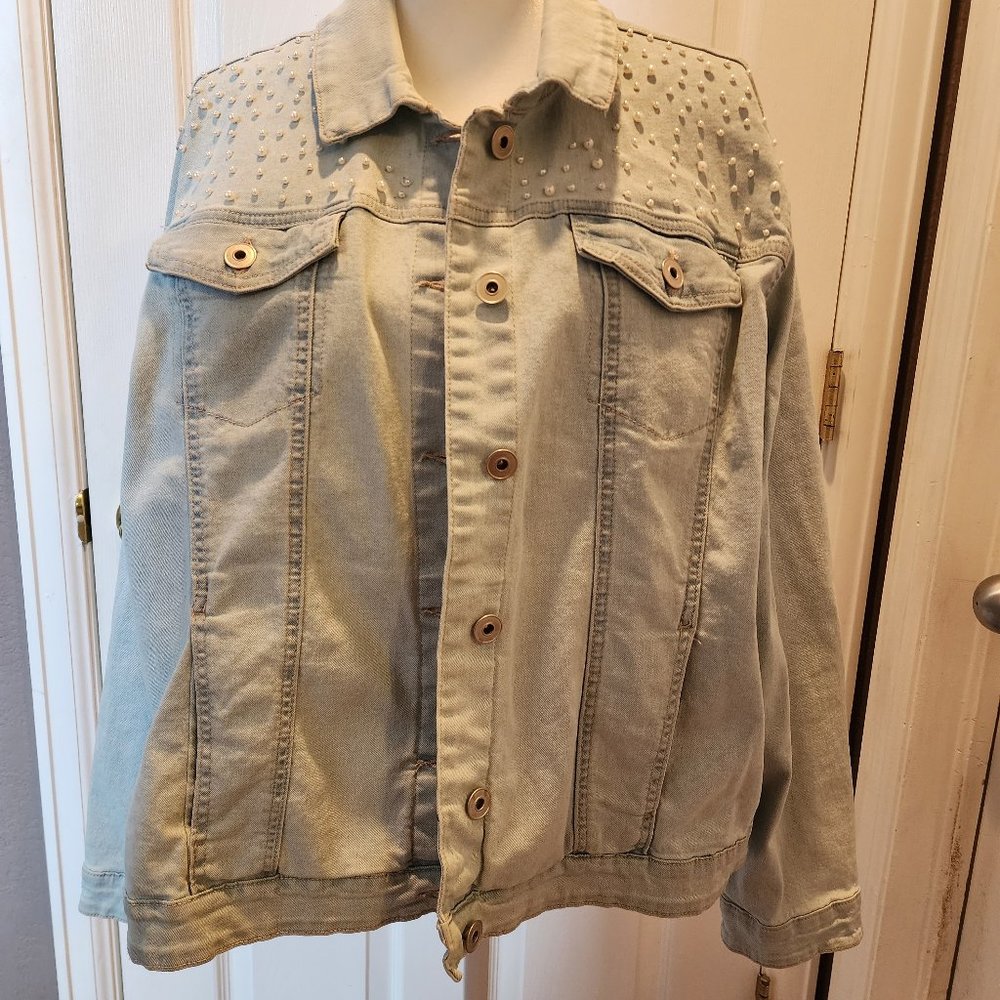 Baccini Pearl Embellished Acid Washed Denim Jacket - Picture 1 of 5